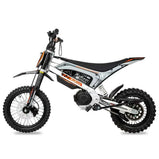 KuKirin X1 Electric Bike moto eléctrica todoterreno en bosque con diseño compacto y potente motor central