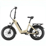 Bicicleta eléctrica plegable TTGO F6 Boost naranja sobre césped en entorno rural