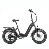 Bicicleta eléctrica plegable TTGO F6 Boost en entorno natural todoterreno